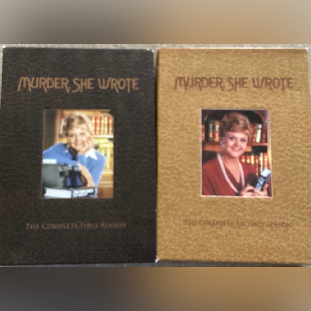 2 Boxed Sets of Murder, She Wrote the complete seasons 1 & 2